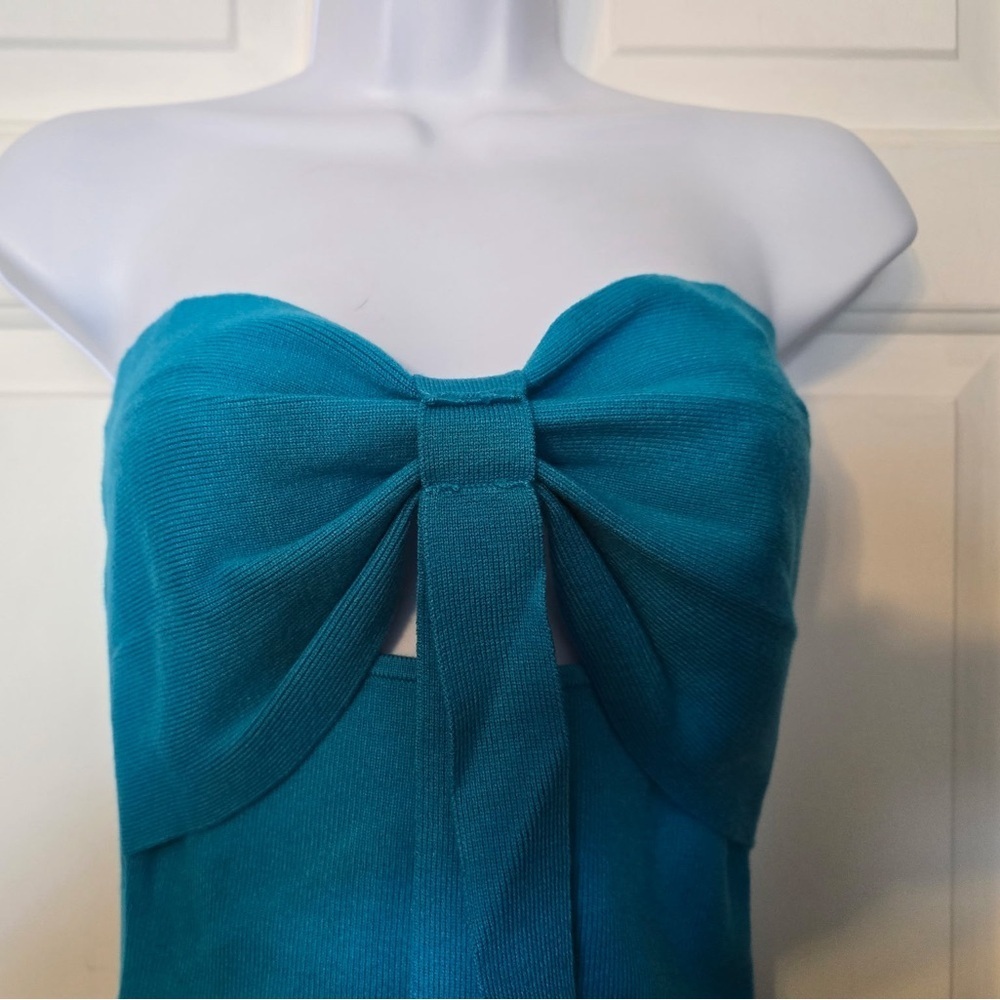 The Frolic Blue Knit Woman’s Rhea Bodycon Dress Medium NWT Slit Halter Bandeau - Picture 3 of 10